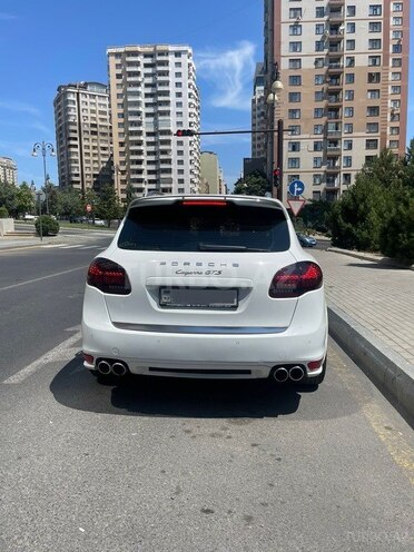 Porsche Cayenne GTS