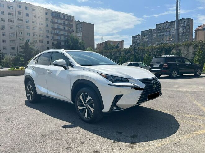 Lexus NX 300