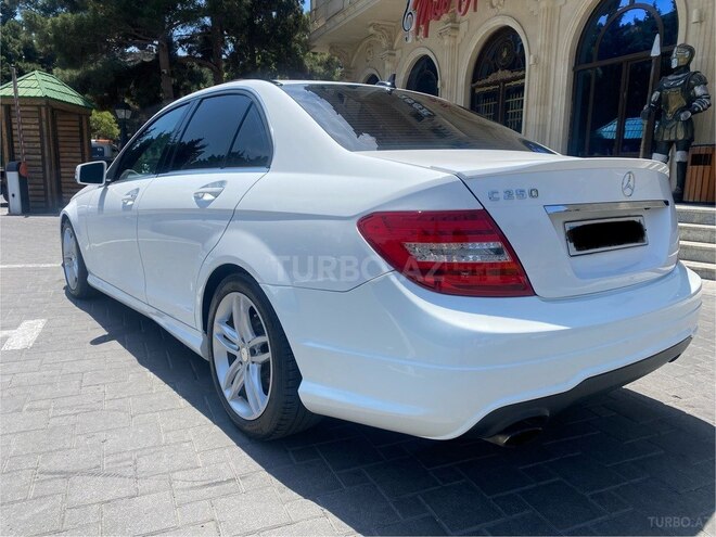 Mercedes C 250