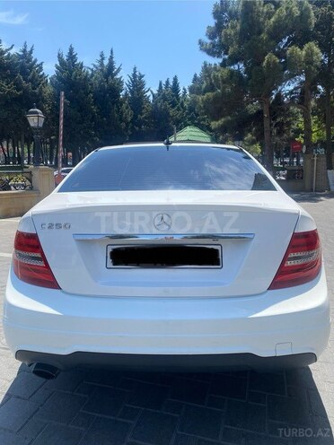 Mercedes C 250