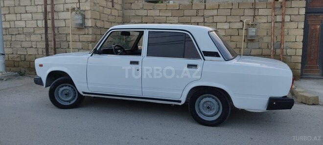 LADA (VAZ) 2107