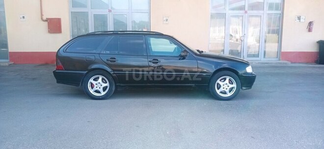 Mercedes  1999, 234,567 km - 2.2 l - İmişli
