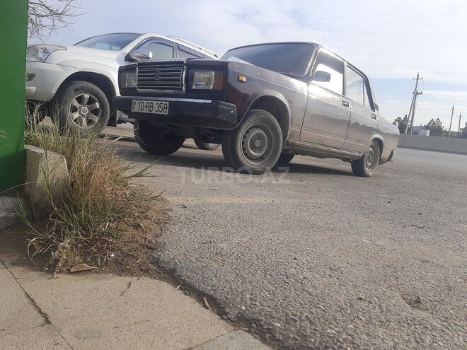 LADA (VAZ) 2107