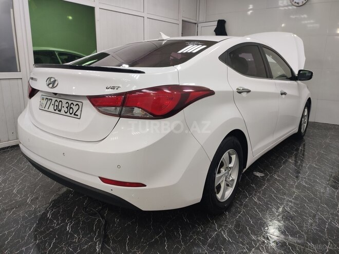 Hyundai Elantra 2015, 174,000 km - 1.6 l - Bakı