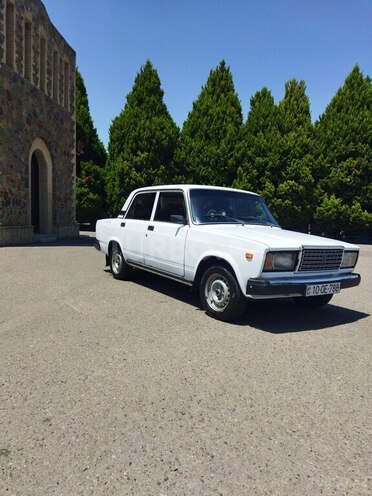 LADA (VAZ) 2107