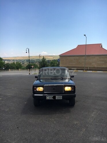 LADA (VAZ) 2107