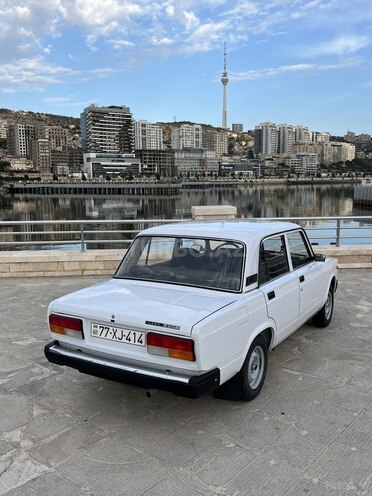 LADA (VAZ) 2107