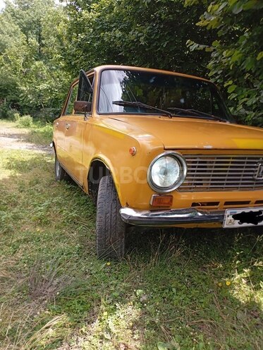 LADA (VAZ) 21013