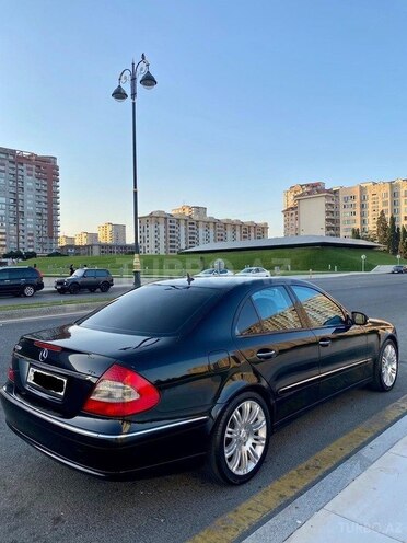 Mercedes E 280