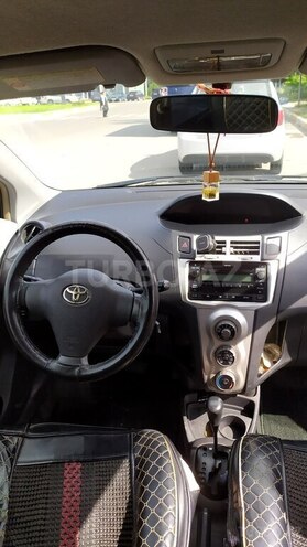 Toyota Yaris 2008, 211,578 km - 1.3 l - Sumqayıt