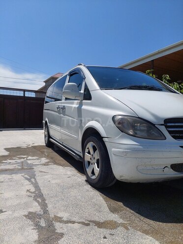 Mercedes Vito 111