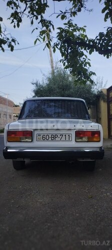 LADA (VAZ) 2107