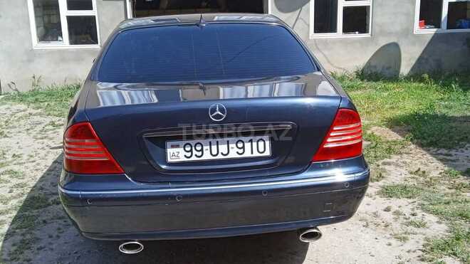 Mercedes S 320