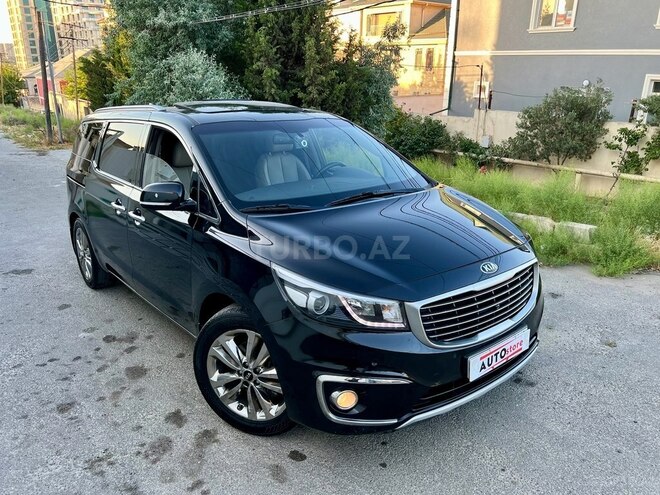 Kia Carnival