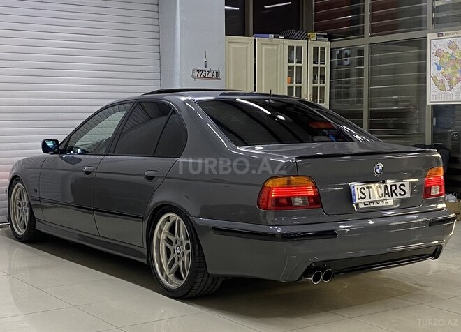 BMW 530