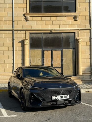 Changan Uni-V 2023, 11,000 km - 1.5 л - Sumqayıt