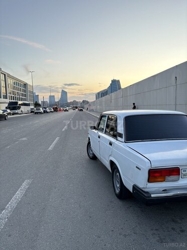 LADA (VAZ) 2107