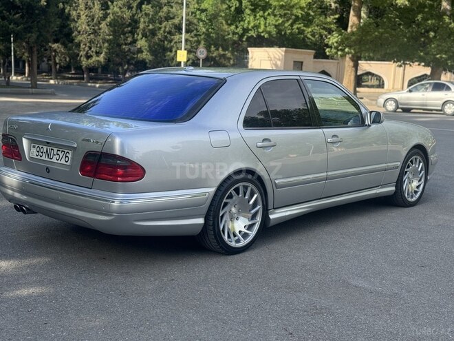 Mercedes E 430