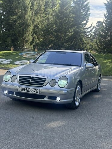 Mercedes E 430