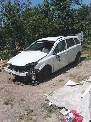 Opel Astra 2006, 10,000 km - 2.2 l - İmişli
