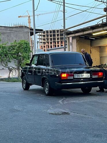 LADA (VAZ) 2107