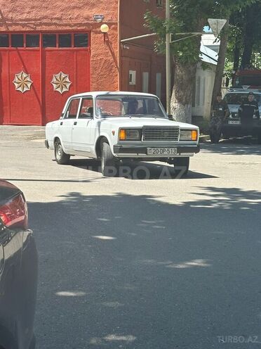 LADA (VAZ) 2107