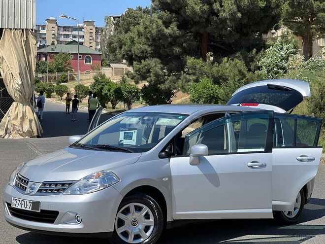 Nissan Tiida 2011, 72,128 km - 1.5 l - Bakı