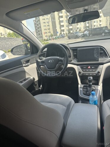 Hyundai Elantra 2017, 107,620 km - 2.0 l - Bakı