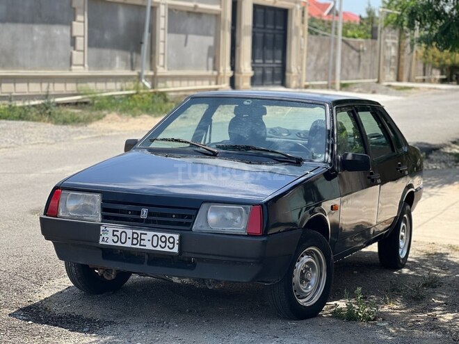 LADA (VAZ) 21099