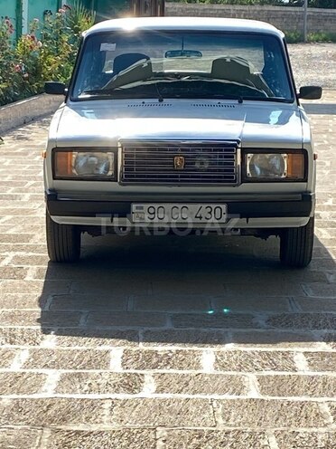 LADA (VAZ) 2107