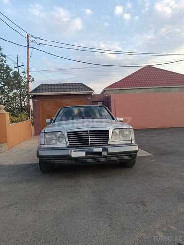 Mercedes E 220 1995, 453,457 km - 2.2 l - Bakı