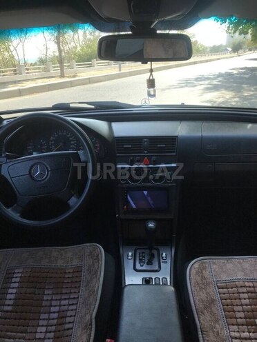 Mercedes C 220 1999, 381,800 km - 2.2 л - İmişli