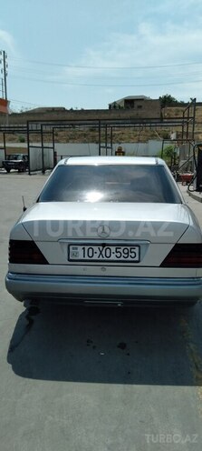 Mercedes E 300 d 1994, 250,000 km - 3.0 l - Bakı