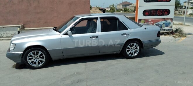 Mercedes E 300 d 1994, 250,000 km - 3.0 l - Bakı