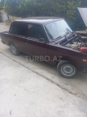 LADA (VAZ) 2107