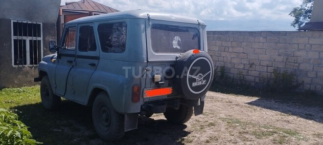 UAZ 469