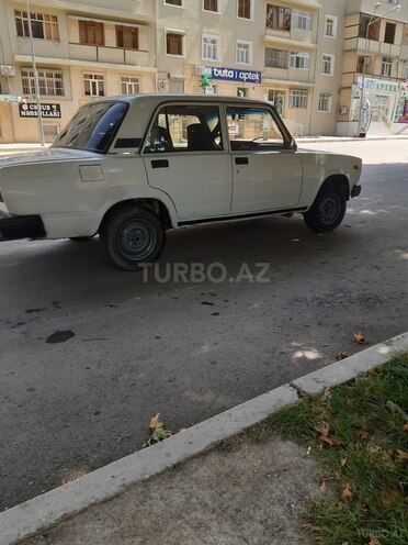 LADA (VAZ) 2107