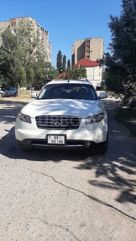 Infiniti FX35