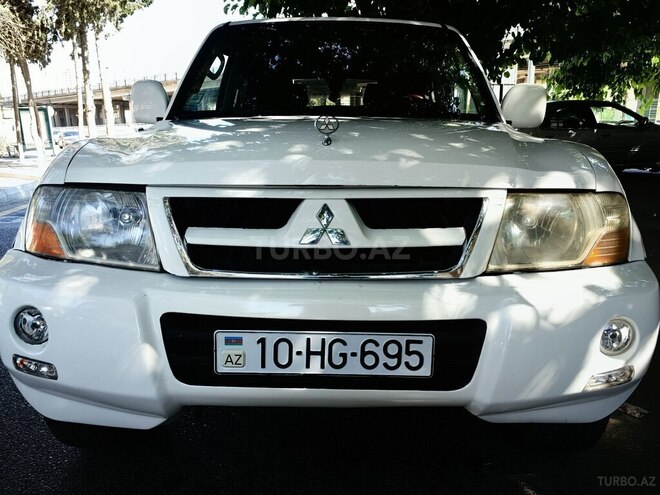 Mitsubishi Pajero 2003, 235,500 km - 2.8 l - Bakı