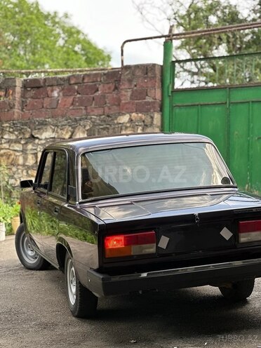 LADA (VAZ) 2107