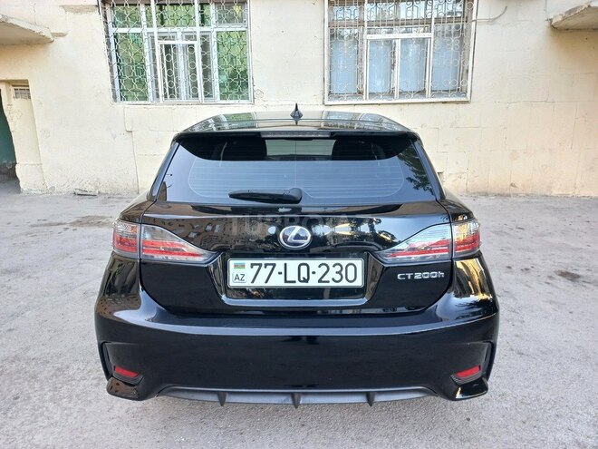 Lexus CT 200h