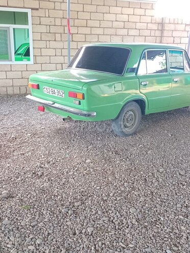 LADA (VAZ) 21011