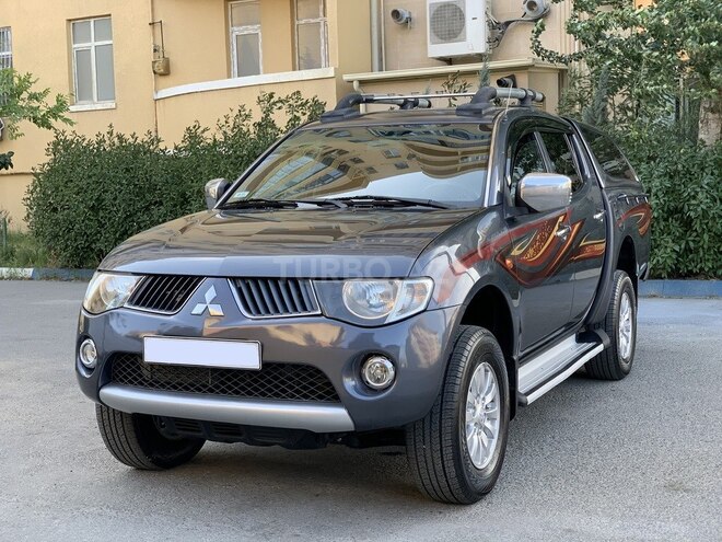 Mitsubishi L200 2010, 192,350 km - 2.5 l - Bakı