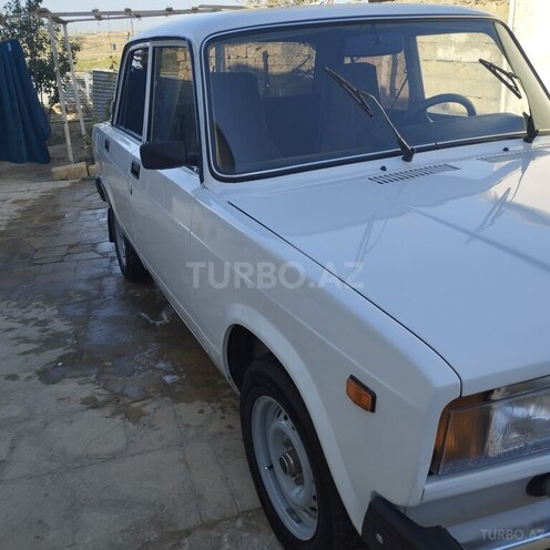 LADA (VAZ) 2107