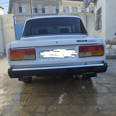 LADA (VAZ) 2107