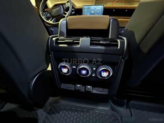 Land Rover Defender 2023, 11,637 km - 3.0 l - Bakı