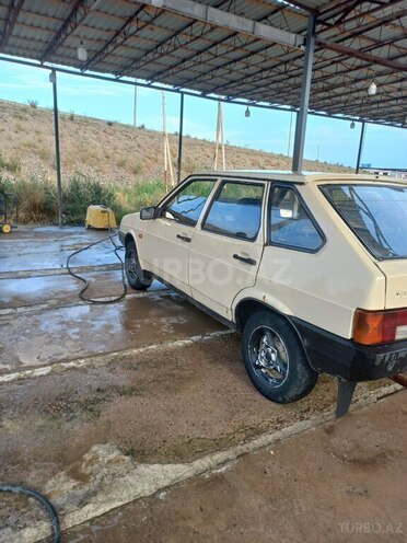 LADA (VAZ) 2109