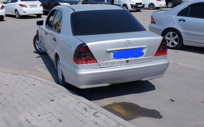 Mercedes C 220 d 1999, 630,000 km - 2.2 l - Bakı