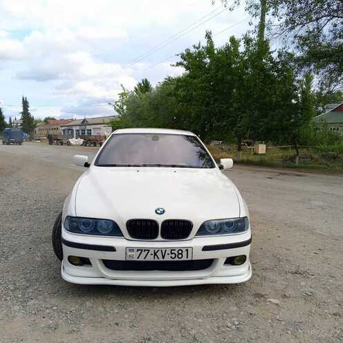 BMW 525