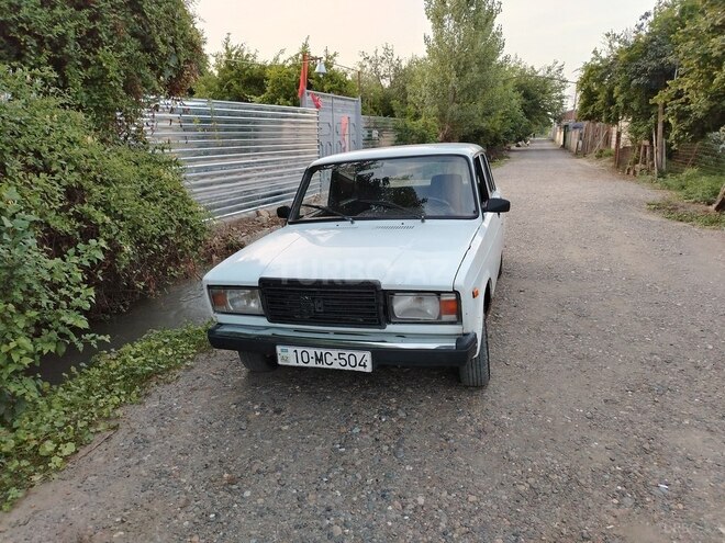 LADA (VAZ) 2107